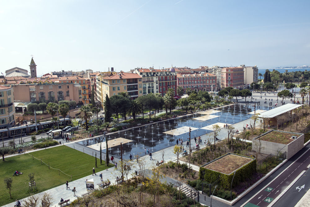Aston La Scala Hotel 4*