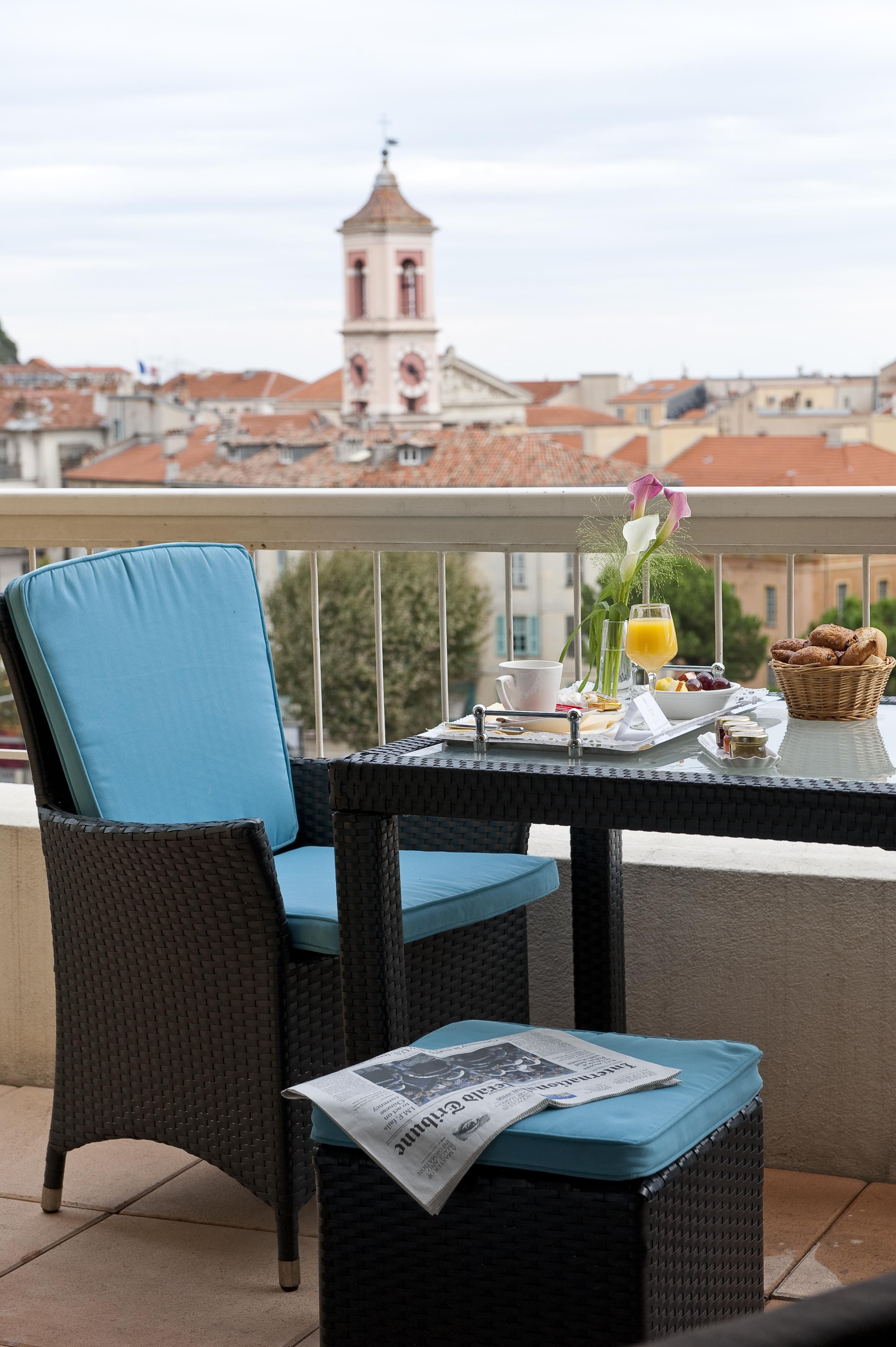 Aston La Scala Hotel 4*