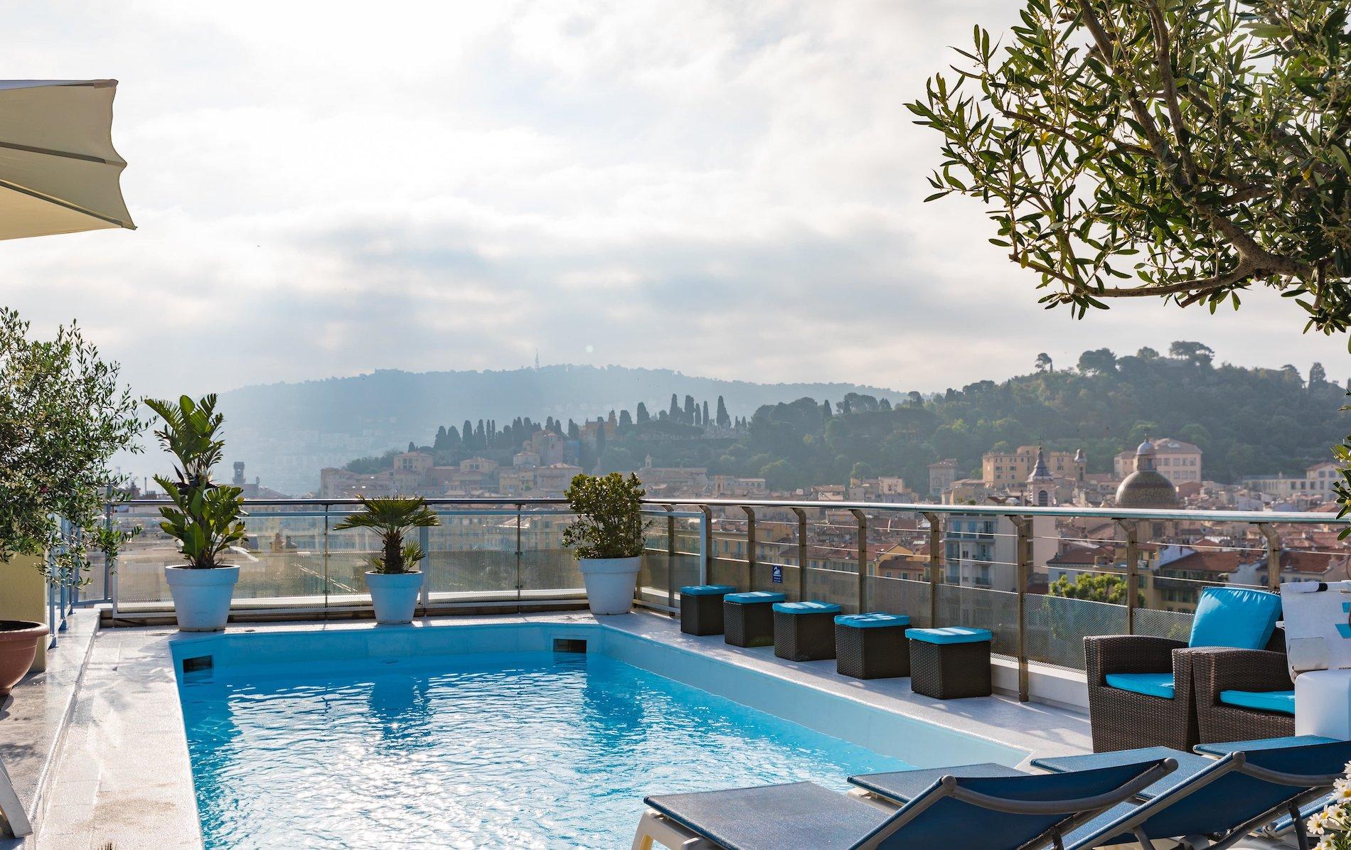 Aston La Scala Hotel